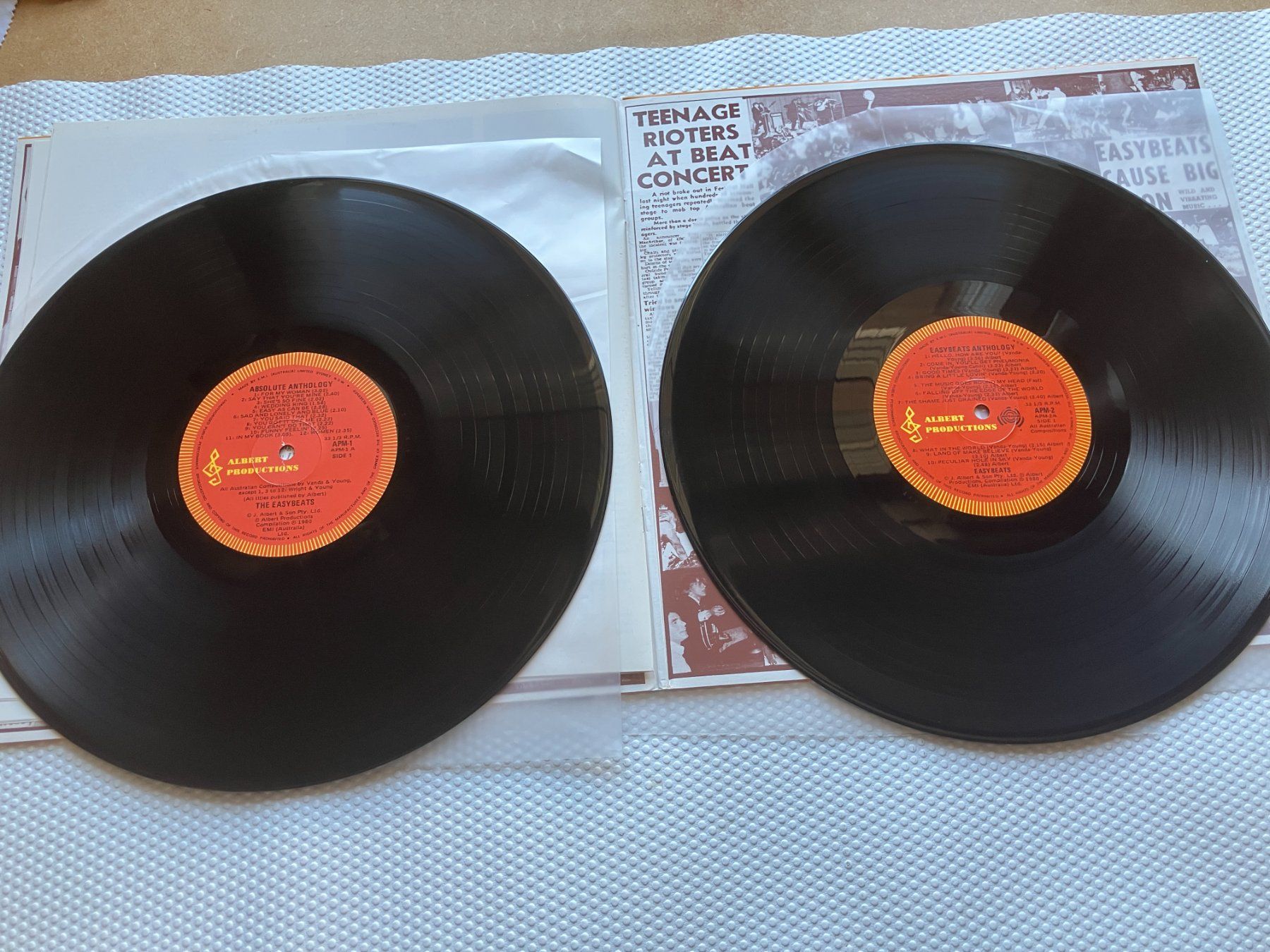 Schallplatten: AC/DC – Gebraucht aus Aarwangen von Jukebox3 6