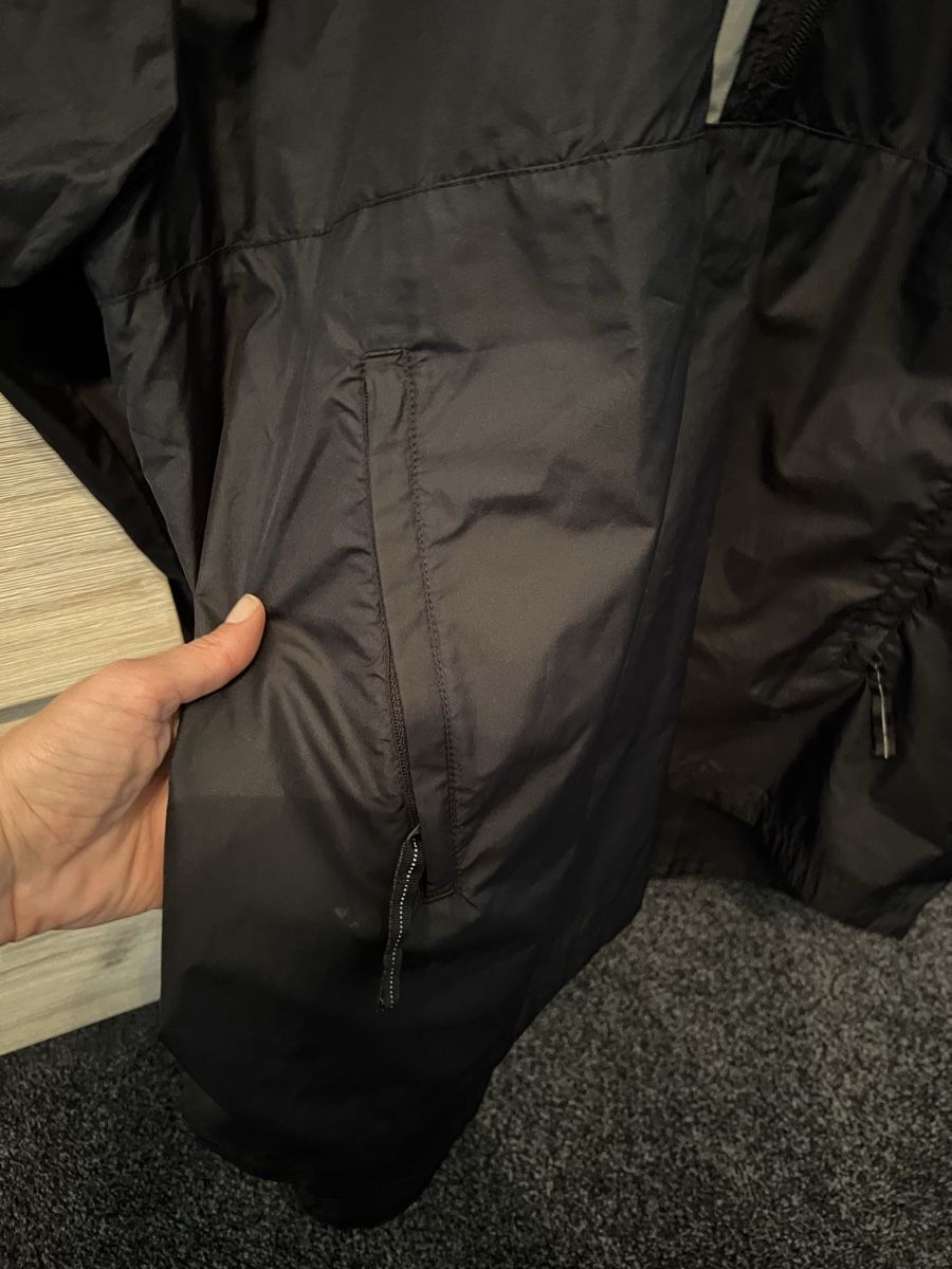 Nike Giacche: Nike rain jacket – Usato da Baar venduto da kri_m7t2 4
