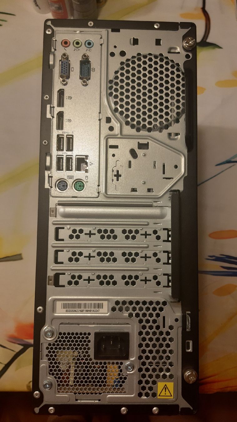 Lenovo PCs: PC - LENOVO  TinnkCentre – Défectueux à Wila par myquaso 6
