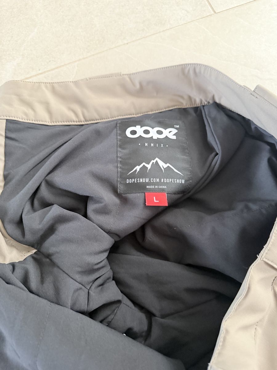 Dope Pantaloni: Dope Damen Skihose Gr. L – Usato da Brüttisellen venduto da Ayersa 4