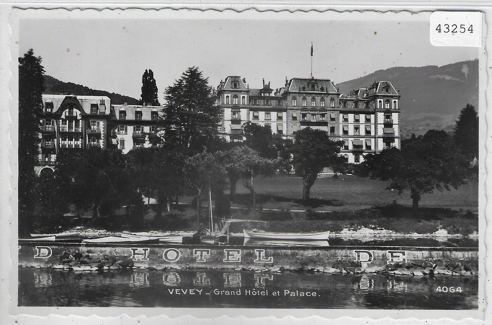 Cartoline postali: Vevey - Grand Hotel et Palace – Usato da Ettingen venduto da Kartenplanet