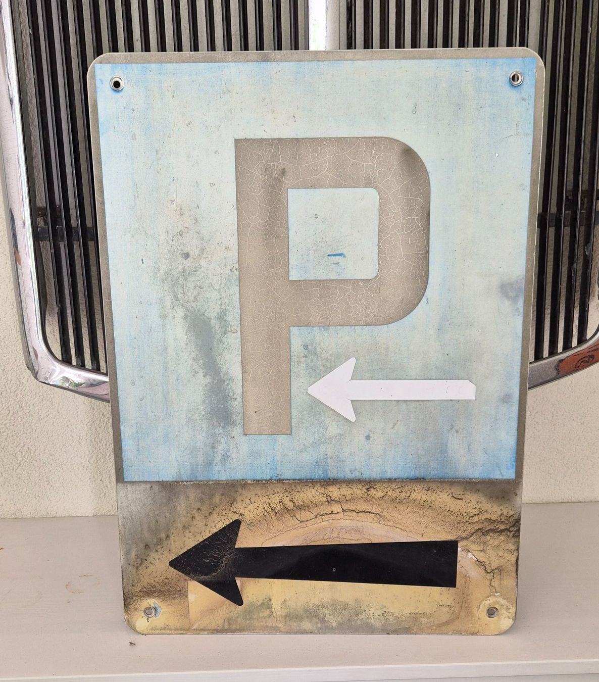 Insegne: Verkehrsschild / Strassen Schild Parkplatz – Usato da Birsfelden venduto da ironnn88