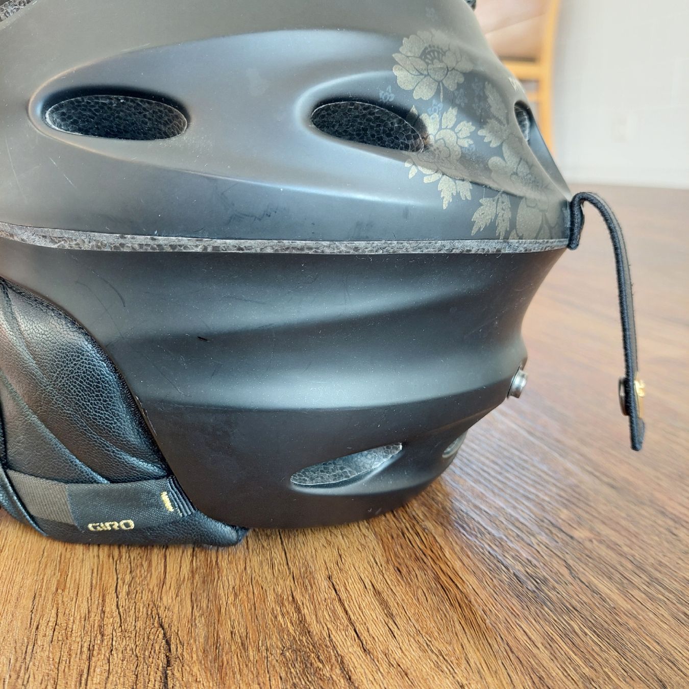 Giro Caschi: GIRO Skihelm / UVEX Skibrille – Usato da Dübendorf venduto da huebi01 1