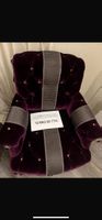 Fauteuil velours violet avec détails gris etat parfait 