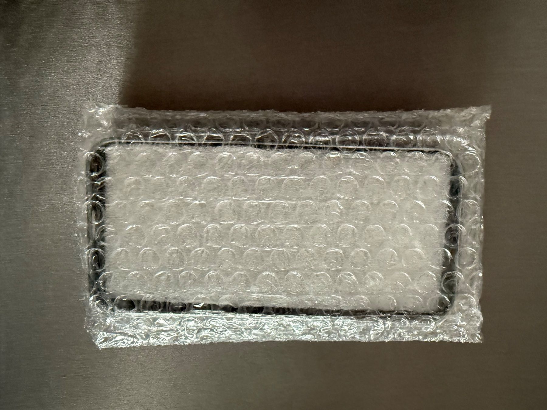 Cover & Protezioni schermo: iPhone 16 pro Max Handy Hülle Apple Motiv, Neu – Nuovo e nell'imballaggio originale da Kehrsatz venduto da Matumbaaa 6