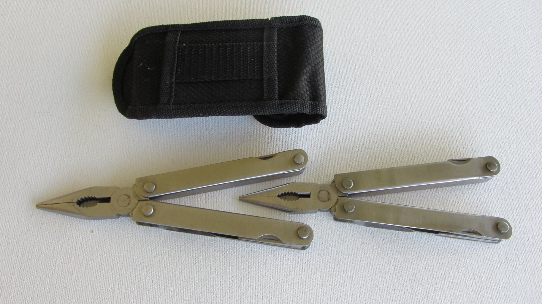 Tous les outils: 2 Allround Multifunktionswerkzeuge – Neuf (Voir description) à Dietikon par Manfi49 3
