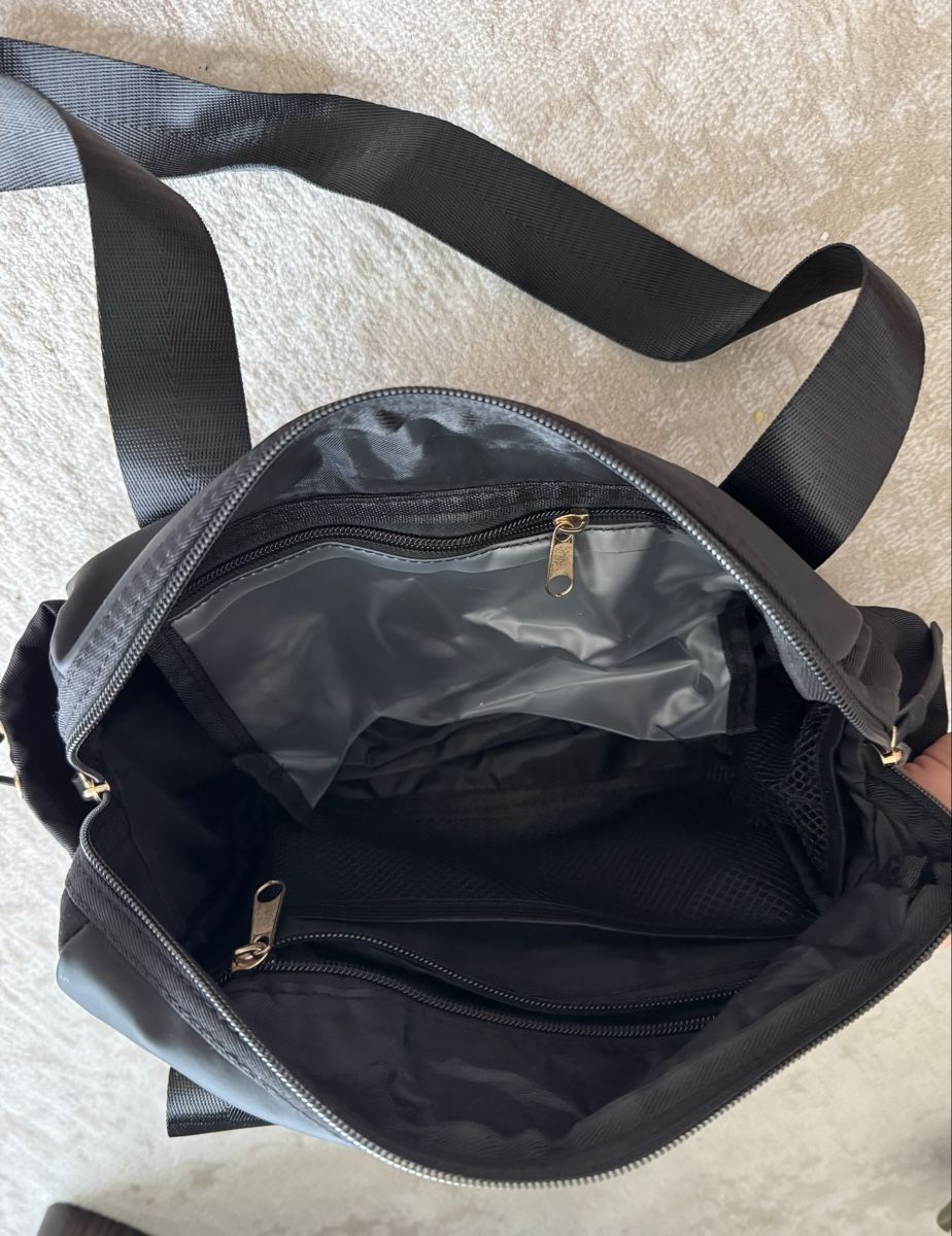Borse: Moderne schwarze Organizer-Tasche / Freizeit- & Reisetasche  – Nuovo e nell'imballaggio originale da Zürich venduto da di_archive 6