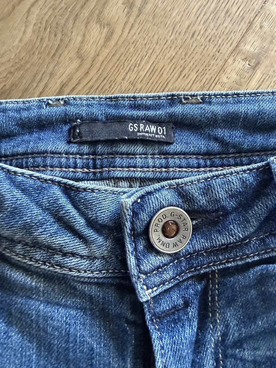 G-Star Jeans: G-Star Raw Jeans 30/36 – Usato da Mur (Vully) FR venduto da seaila 2