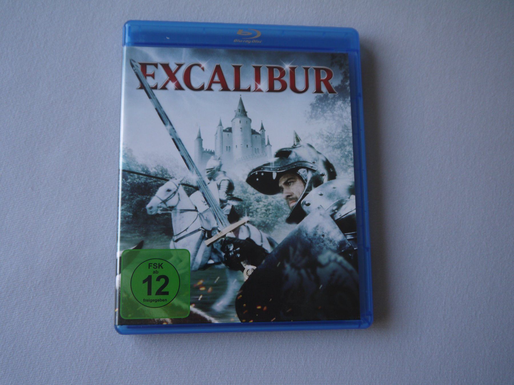 Tutti i DVDs: EXCALIBUR(1981) - Liam Neeson/Helen Miren/Patrick Stewart – Usato da Hagendorn venduto da Blaf