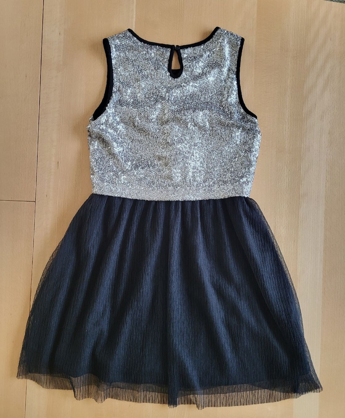 C&A Vestiti & Gonne: Pailletten Kleid Gr. 146 – Usato da Dürrenäsch venduto da DanaW01 5