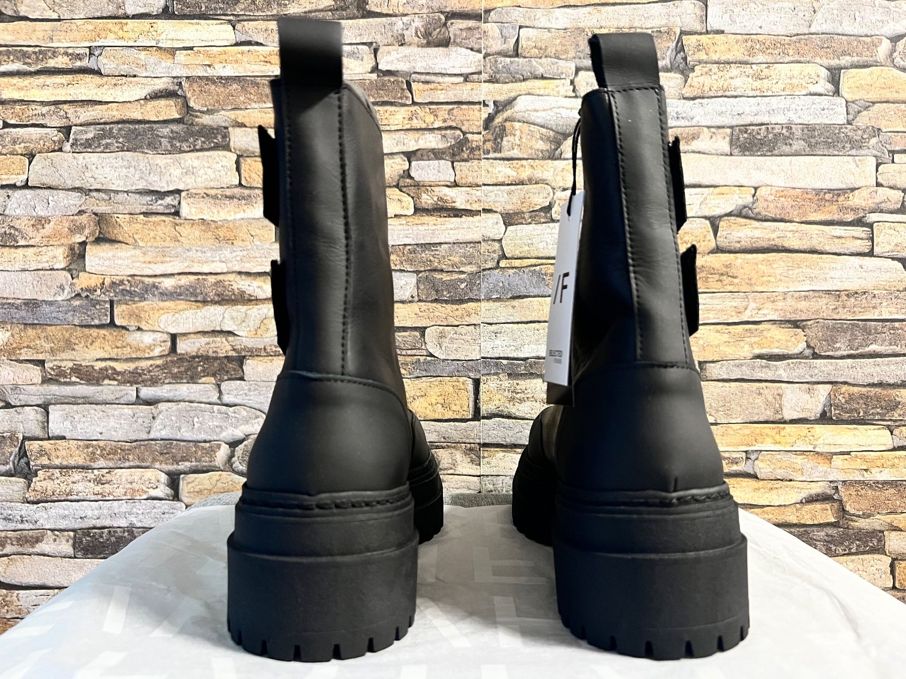 Scarpe da donna: Selected Femme Asta Gr. 37 – Nuovo e nell'imballaggio originale da Bern venduto da No1e 4