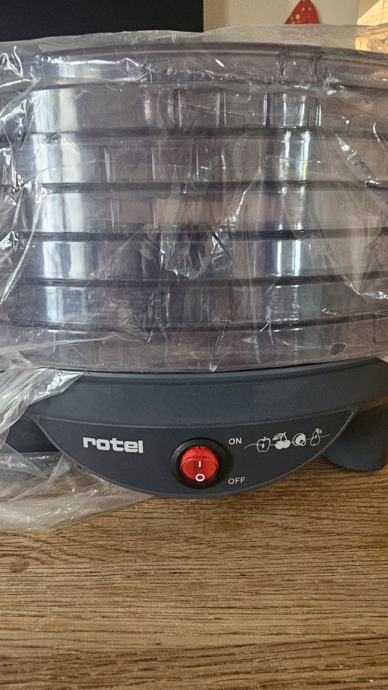Rotel Elettrodomestici da cucina: Rotel déshydrateur d'aliments, NEUF – Nuovo (secondo la descrizione) da Etoy venduto da az2011 1