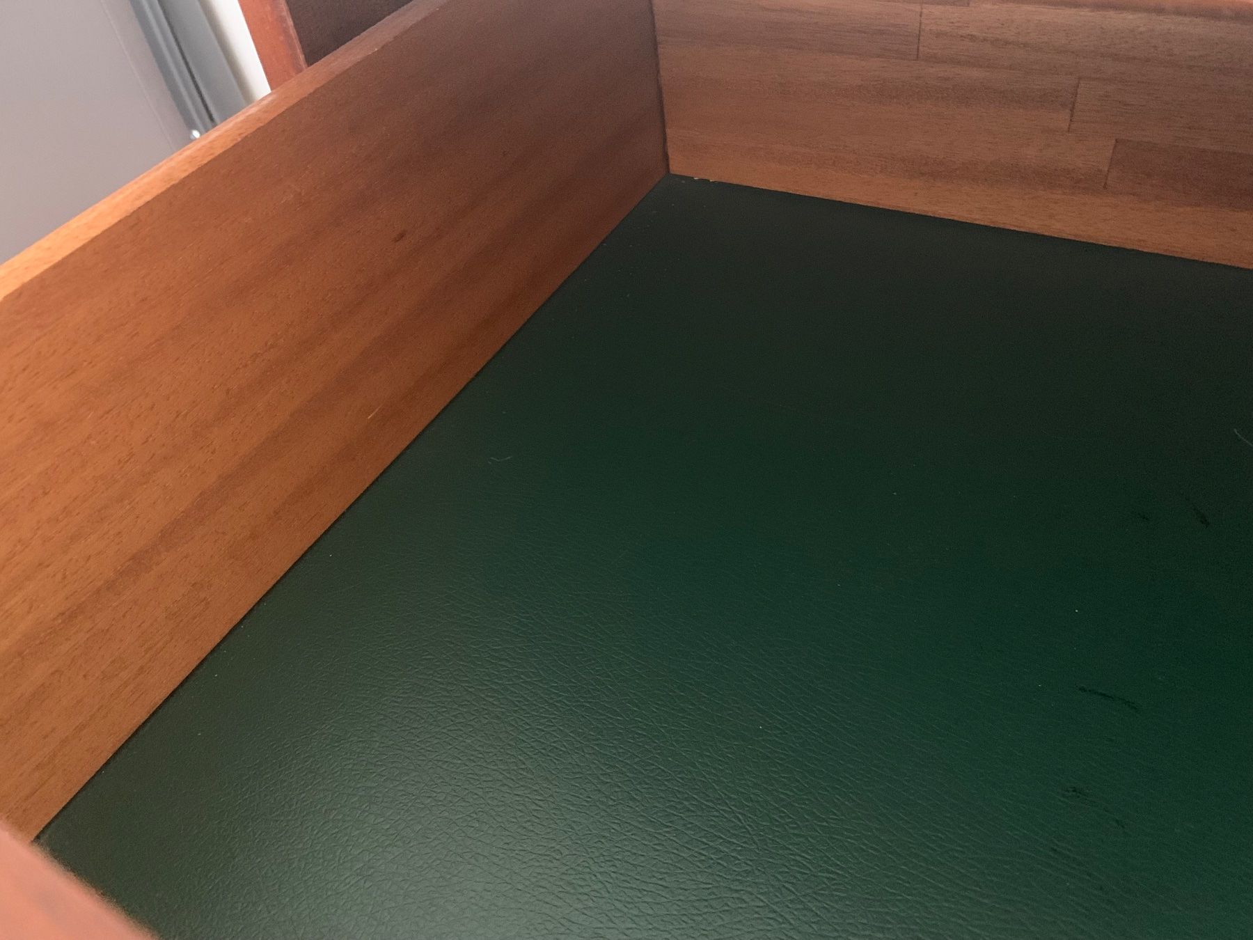 Cassettiere: Commode vintage marque Gautier – Usato da Neuchâtel venduto da Aquila99 3