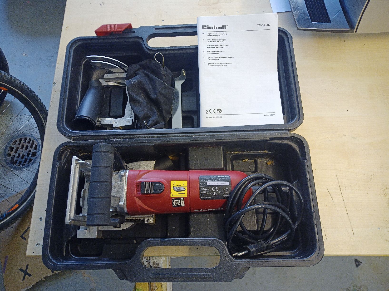 Einhell Tutte le macchine: Einhell Flachdübelfräse TC-BJ 900 – Usato da Meierskappel venduto da MrBoertsch
