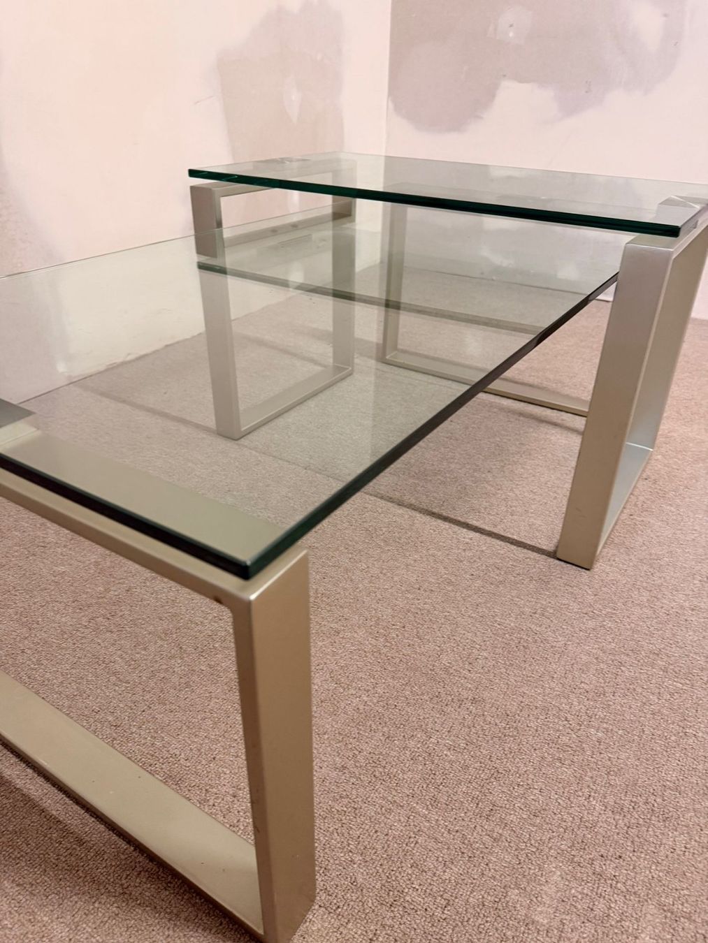 Tavoli: 2er Set Coffee Table Couchtisch Kombination aus Glas/ Metall – Usato da Rickenbach ZH venduto da Der-Insider 7