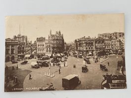 Alte Ansichtskarte London Piccadilly Circus 1937