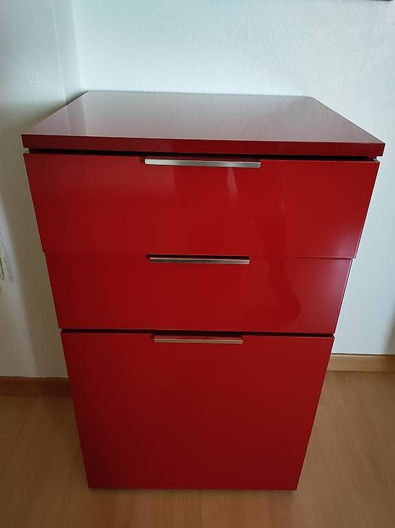 Cassettiere: Commode de bureau ou chambre  – Usato da Plan-les-Ouates venduto da FOMI67 1