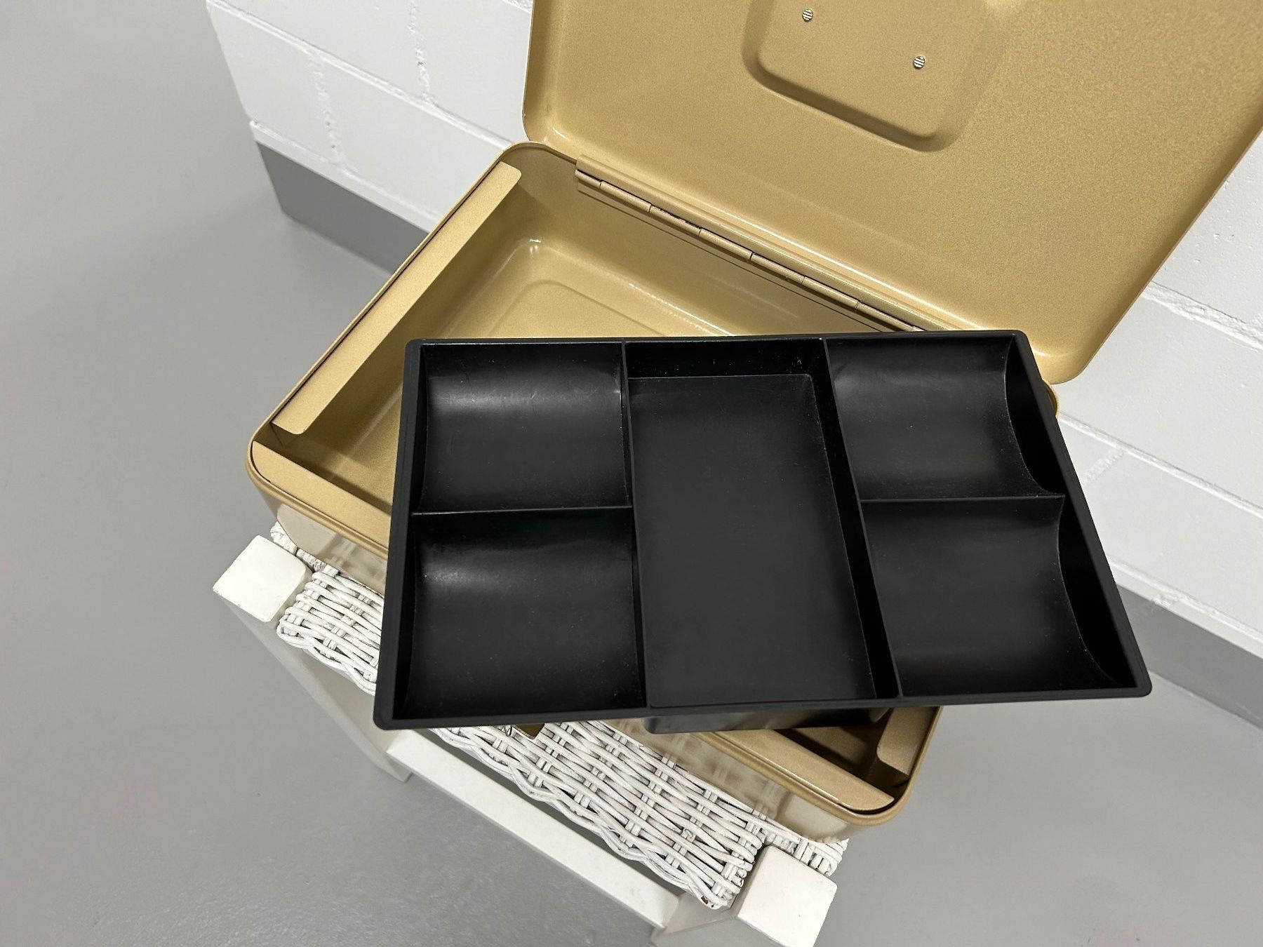 Kassen: Kasse, Geldkassette – Gebraucht aus Wängi von Argon180 4