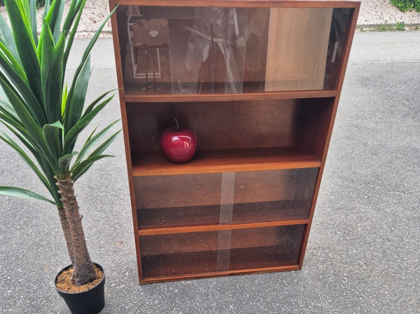 Étagères: Bibliothèque ou  vitrine ancienne – D'occasion à Fully par tameab 1