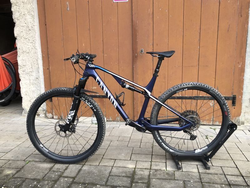 Canyon lux cf 7 2021 hot sale