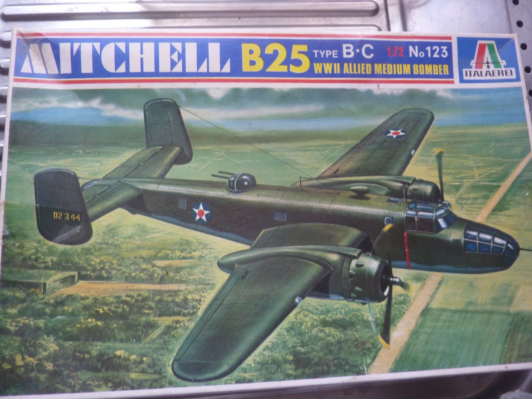 Kit di modellismo & Modellini statici: B25 – Nuovo e nell'imballaggio originale da Balsthal venduto da bouteliee 1