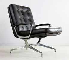 Paul Tuttle Gamma Lounge Chair