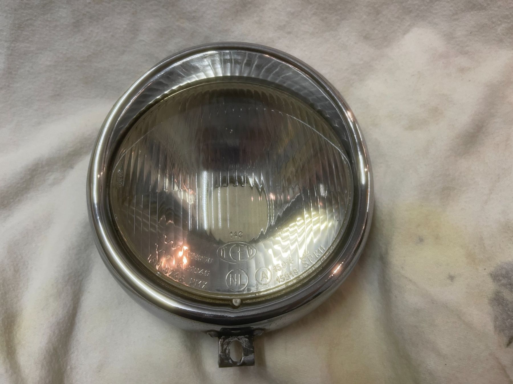 Scheinwerfer: Lampenring verchromt mit Glas und Reflektor – Gebraucht aus Nänikon von Howi6