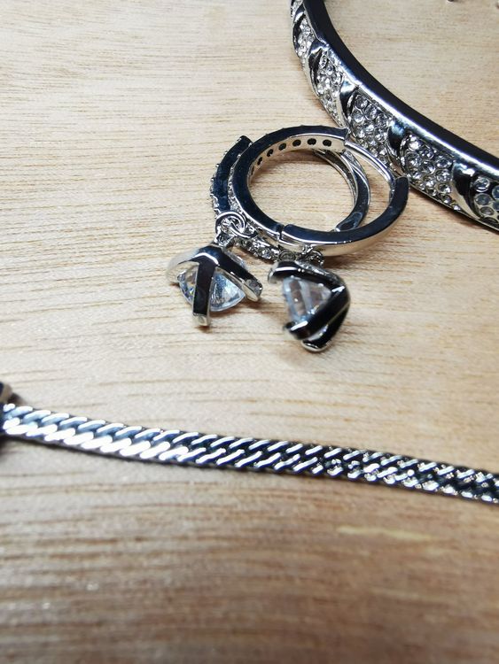 Bracelet En Émail De Limoges Avec Cristaux - Bijou Vintage Occasion - Style Élégant