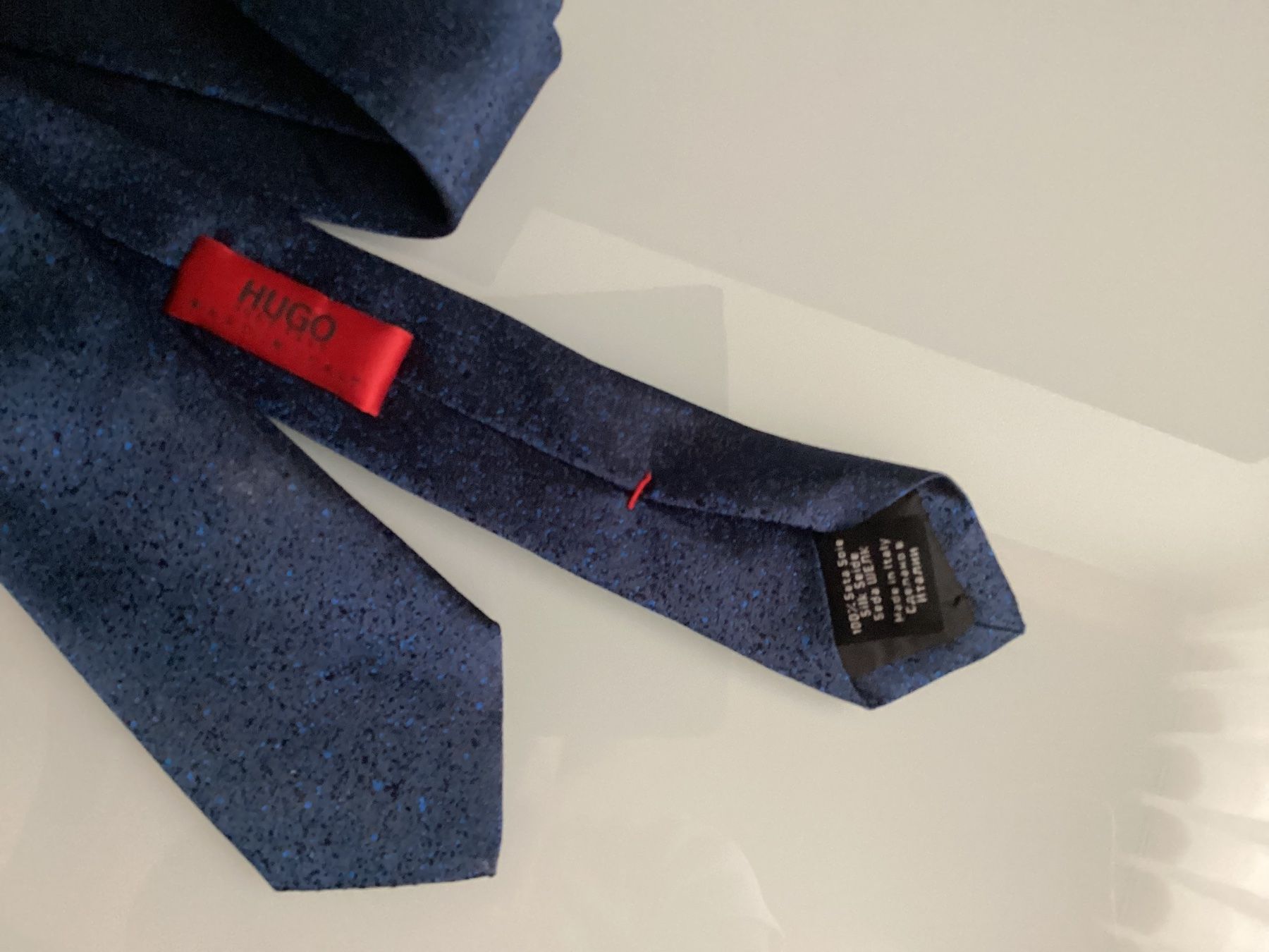 Hugo Boss Cravatte: Hugo Boss Krawatte – Usato da Dachsen venduto da Achohberg 1