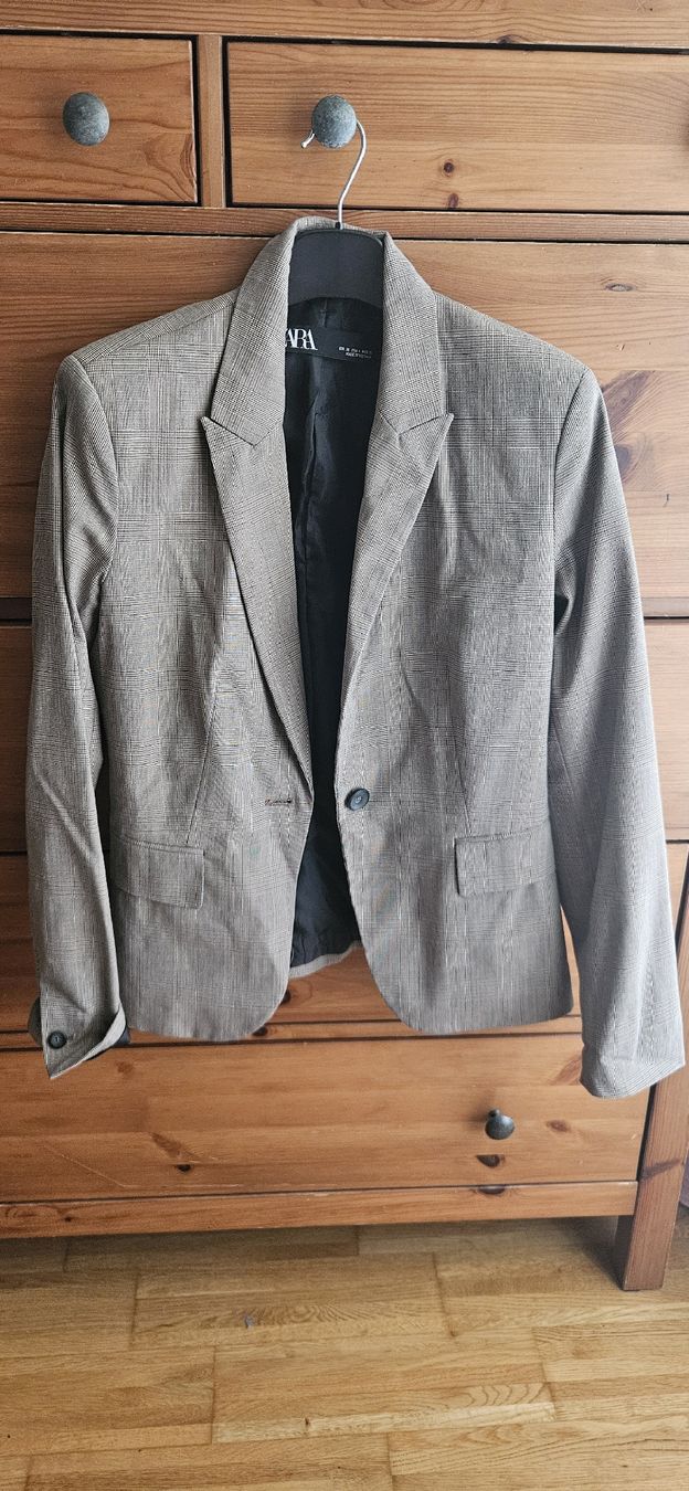 Zara Giacche: Blazer von Zara  – Usato da Münchwilen TG venduto da vit_l88t