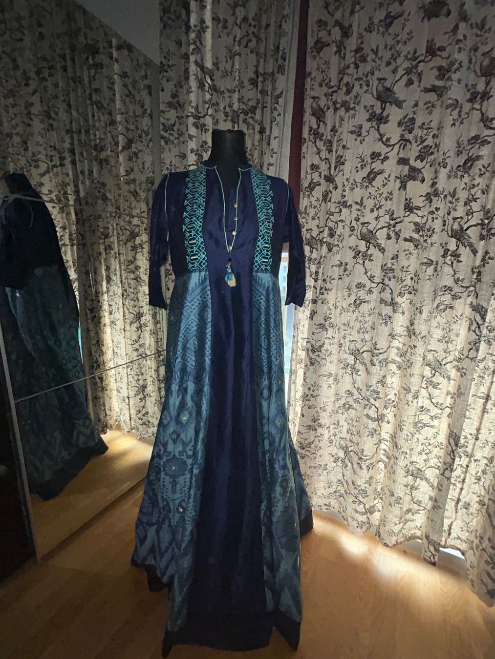 Tuniche: Indisches Kleid/Tunika – Nuovo (secondo la descrizione) da Luzern venduto da Suneha