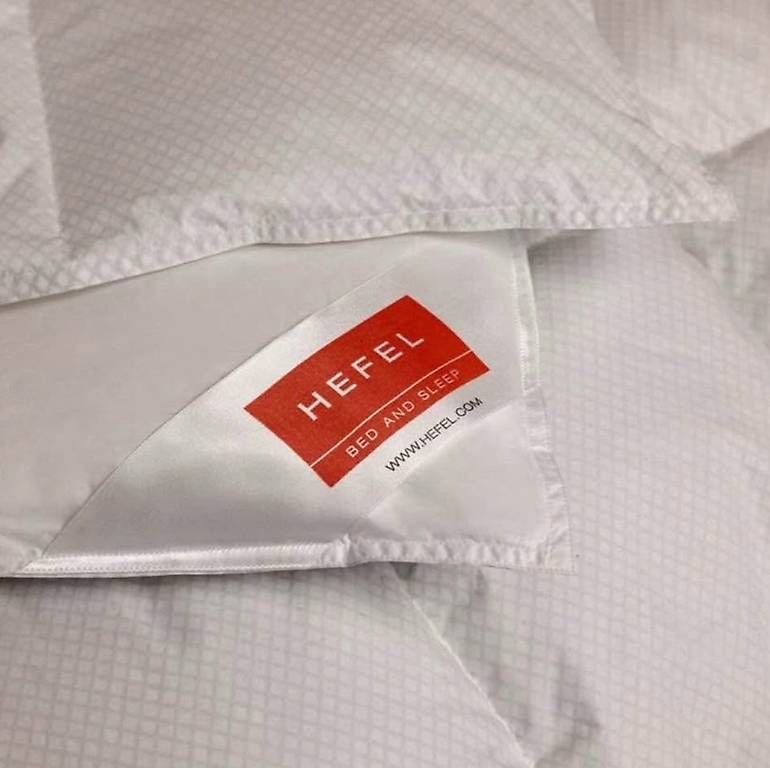 Decken: Premium Duvet / Bettdecke 160x210 – Gebraucht aus Arbon von akaEOZ 2