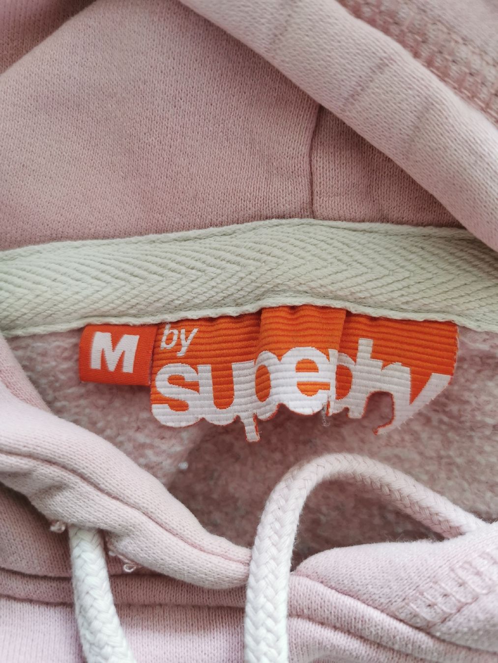 Superdry Pulls & Sweat-shirts: Super dryKaputzenpulli – D'occasion à Weiningen ZH par angebot05 2
