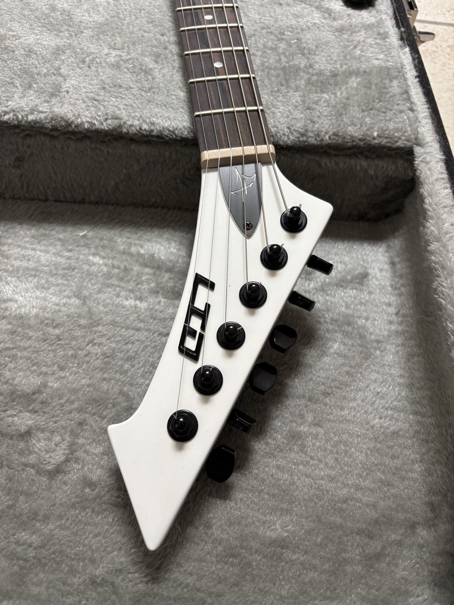 Esp Musikinstrumente: ESP LTD Snakebyte snow White  – Neu (gemäss Beschreibung) aus Le Fuet von Rambo88 5