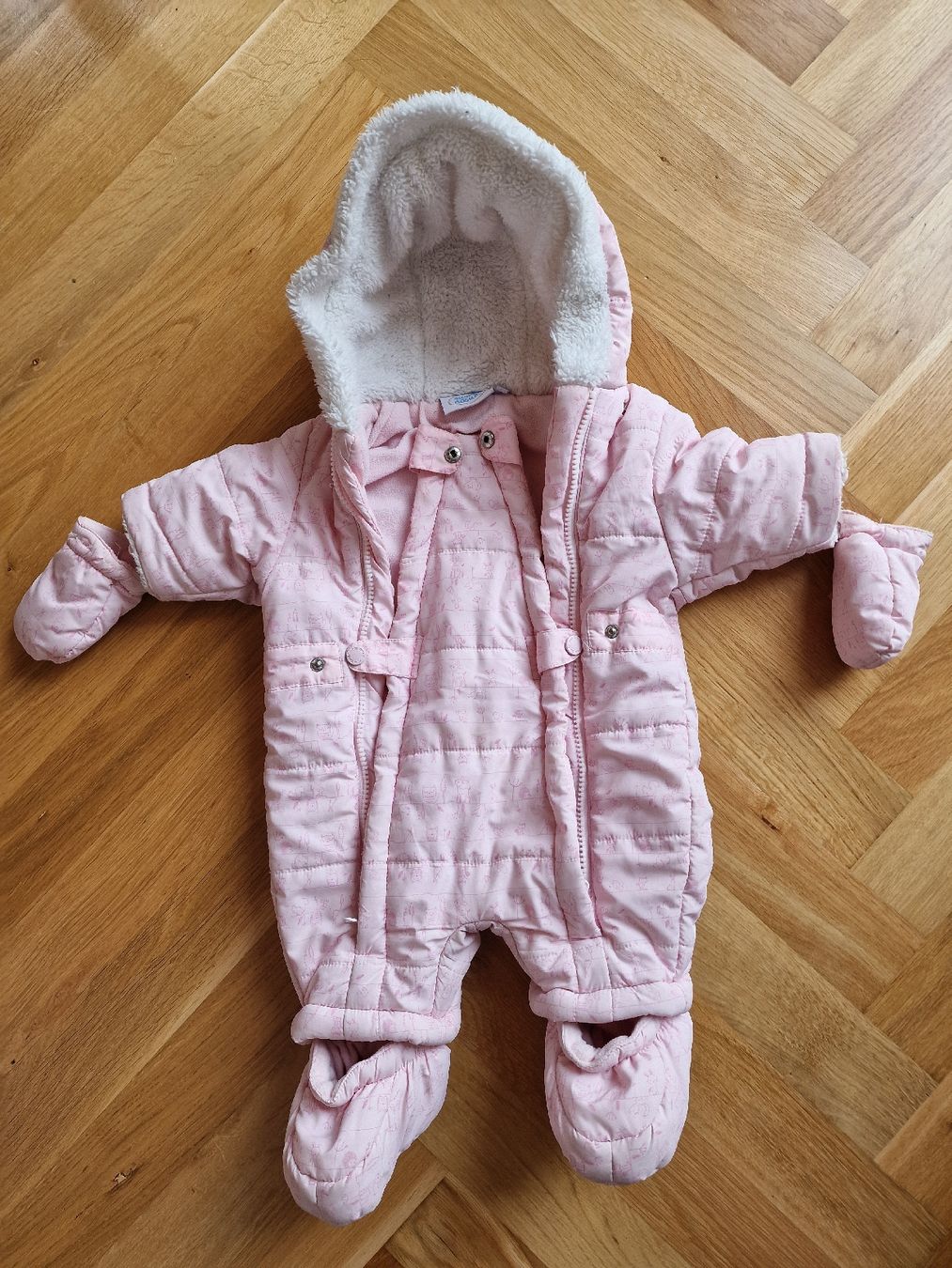Lotti & Set di vestiti: Combinaison hiver – Usato da Les Breuleux venduto da CaroleR01