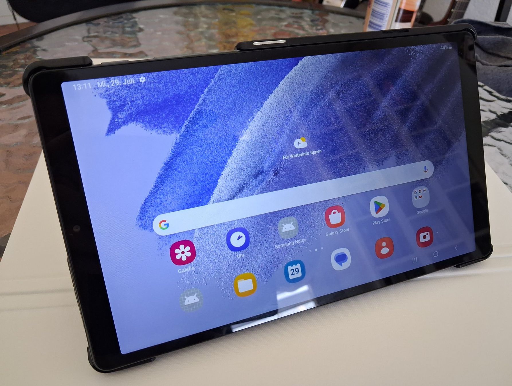 Samsung Tablet PC: Samsung Tablet SM-T220 32 GB mit Hülle – Usato da Wilderswil venduto da Silverybrown