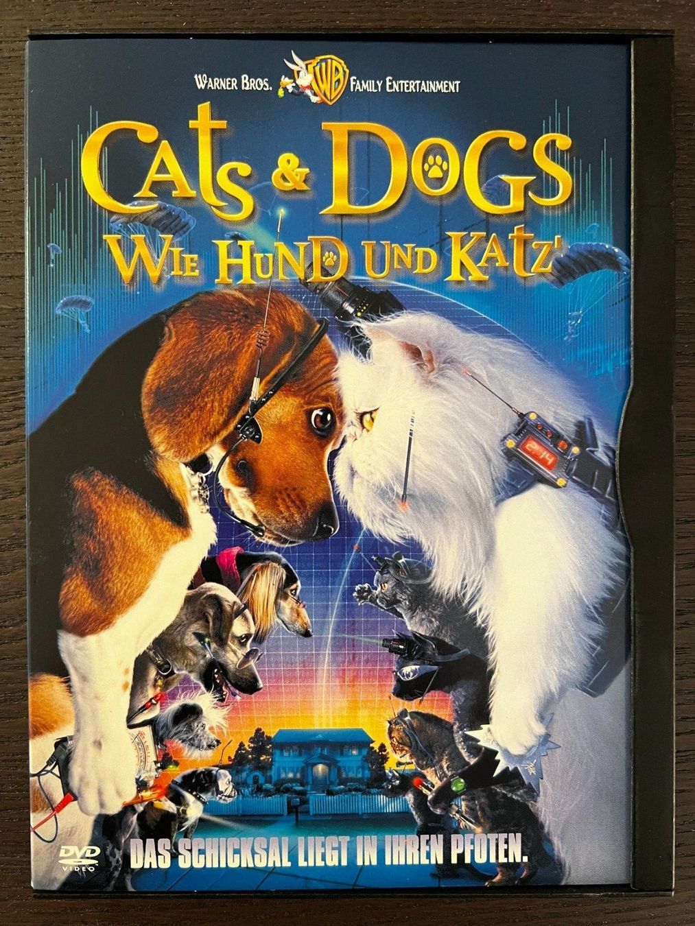 Tutti i DVDs: Cats & Dogs – Usato da Zürich venduto da FilmFreunde