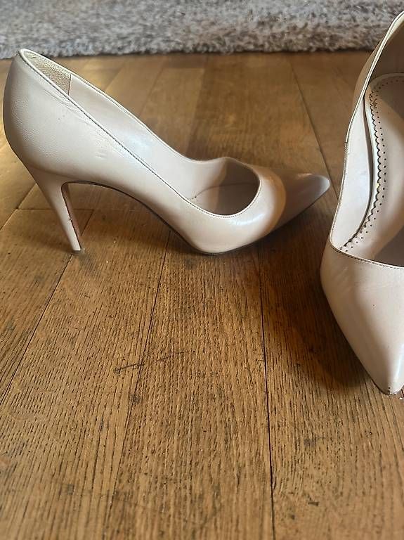 Damenschuhe: Highheels Grösse 37 – Gebraucht aus Aathal-Seegräben von rom_cg7q 1