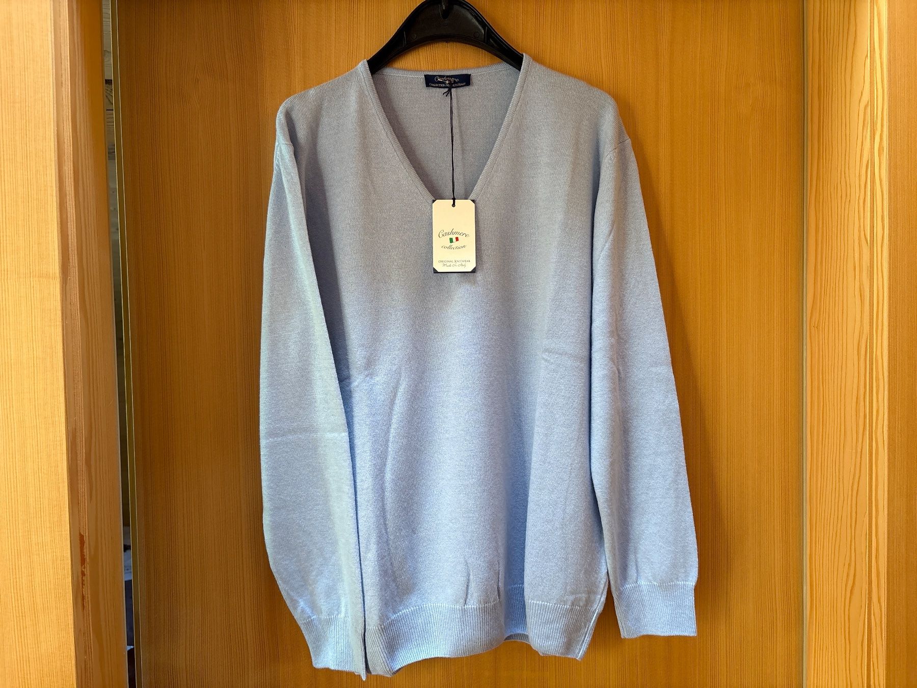 Maglioni & Felpe: Pull avec  Cachemire bleu ciel – Nuovo e nell'imballaggio originale da Monthey venduto da chocolatnoir01