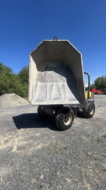 Wacker Neuson Escavatori: Dumper Wacker Neuson 5T – Usato da Menziken venduto da Tairi10 4