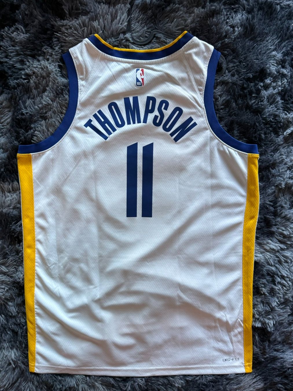 Nba Canottiere & Pantaloni: Golden State Warriors Klay Thompson Jersey – Nuovo (secondo la descrizione) da Liebefeld venduto da Ronaldo-1996 1