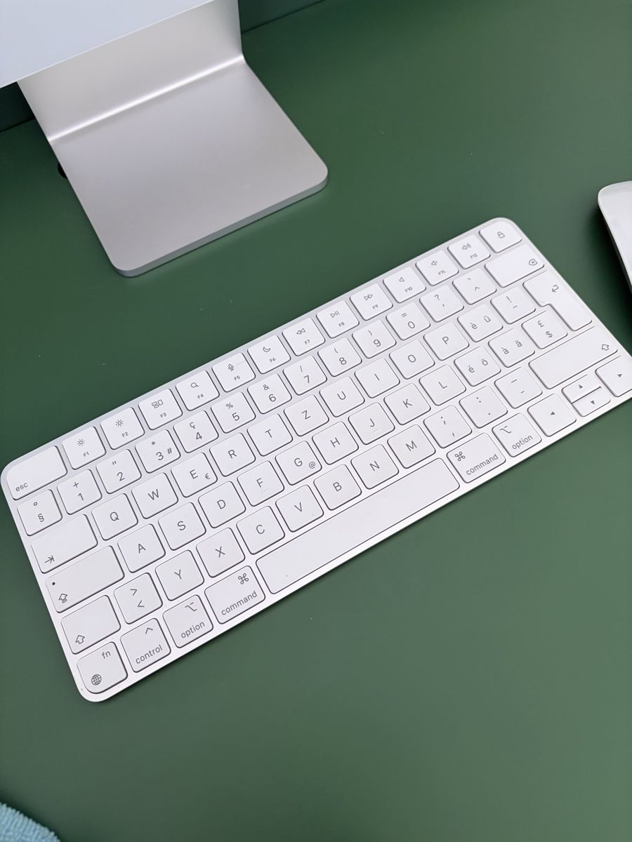 Apple PC: Apple iMac 24" M1 Chip - Silver – Usato da Aarburg venduto da roc_9n2c 2