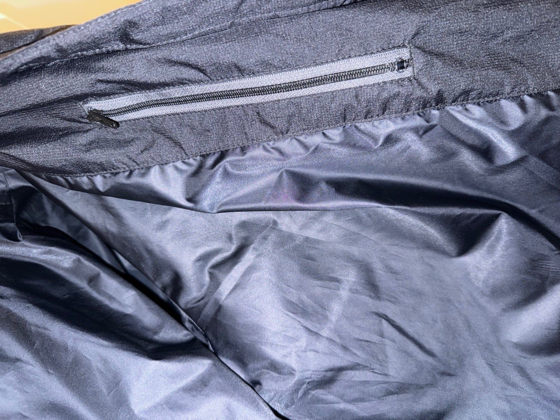 Fred Perry Giacche: Fred Perry Daunenjacke (Grösse L) – Usato da Basel venduto da danlu1 5