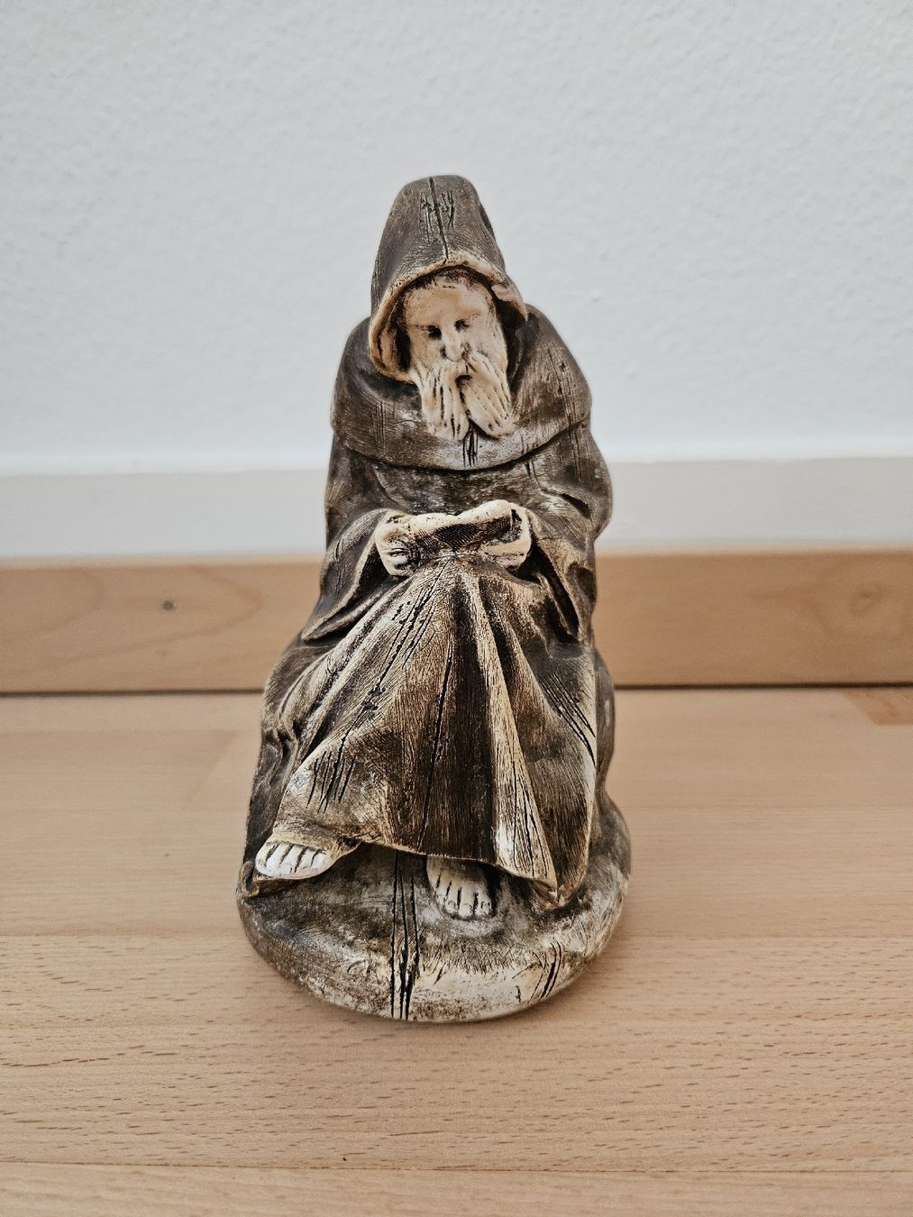 Figuren: Vintage Figur lesender Mönch | Material Gips ? – Gebraucht aus Wiezikon b.Sirnach von wiezikon.vintage 1
