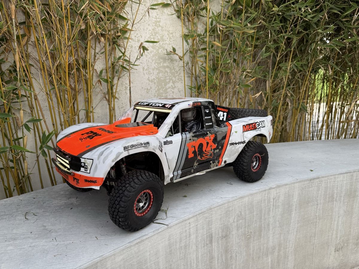 Traxxas RC Kits de montage: Desert Racer Traxxas – D'occasion à Buttisholz par eli85 1