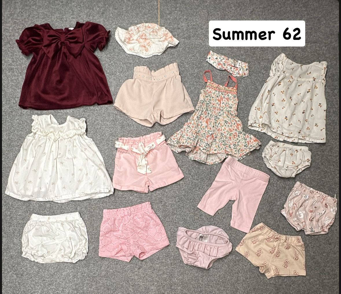 Lotti & Set di vestiti: Summer 62 Mädchen  – Usato da Claro venduto da DeZeDo