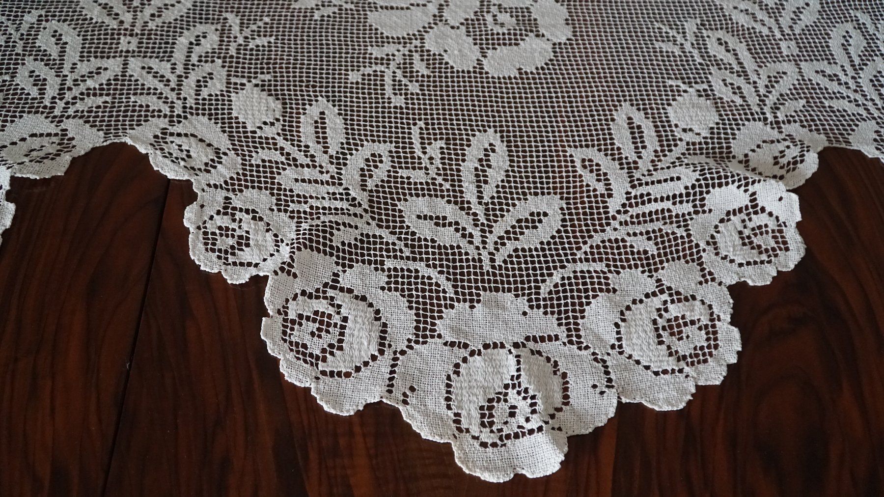 Tende: Vorhang 216x68cm Filet Handarbeit – Usato da Bern venduto da Antikbatik 5