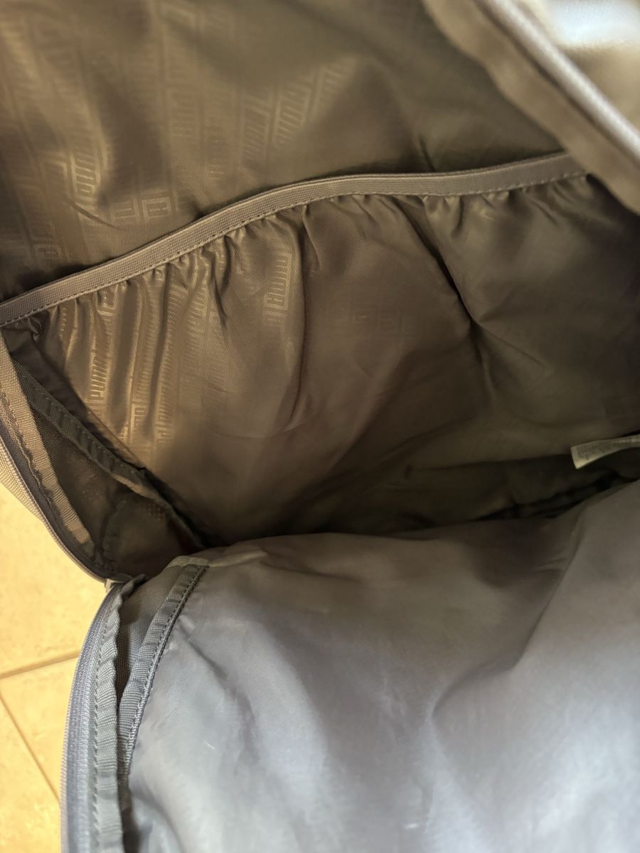 Puma Zaini: Puma Rucksack grau  – Usato da Reinach BL venduto da Passionata 1