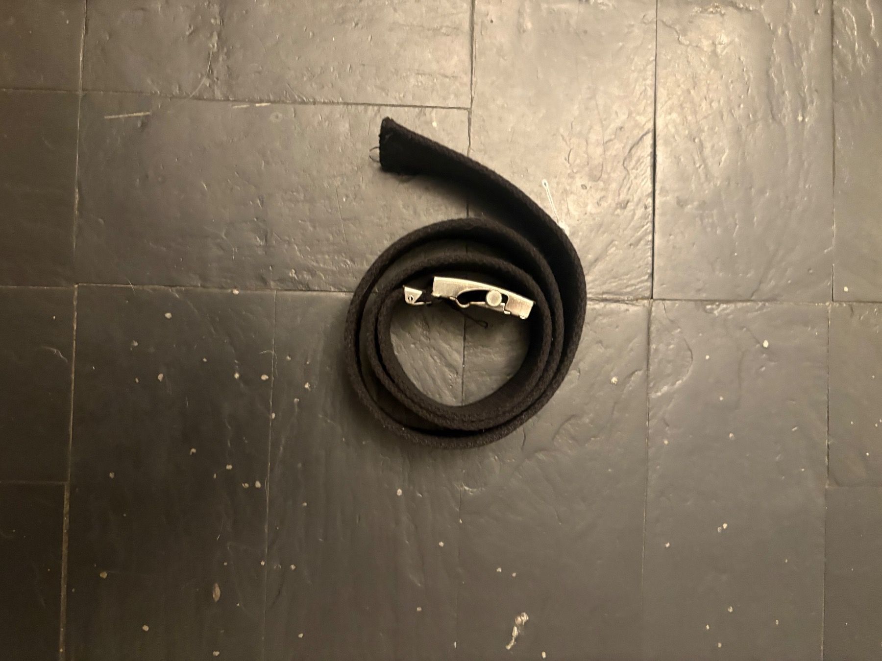 Ceintures: 👖 Ceinture Levi’s tissu noir originale – D'occasion à Lausanne par ine_6c2m 2