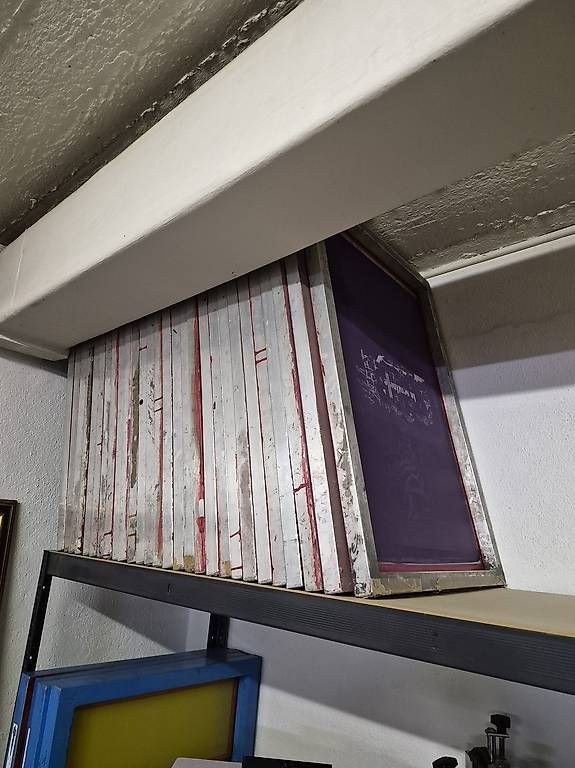 Cheminée: Cadres sérigraphie  – Gebraucht aus Arzier-Le Muids von hbe_r52n 1
